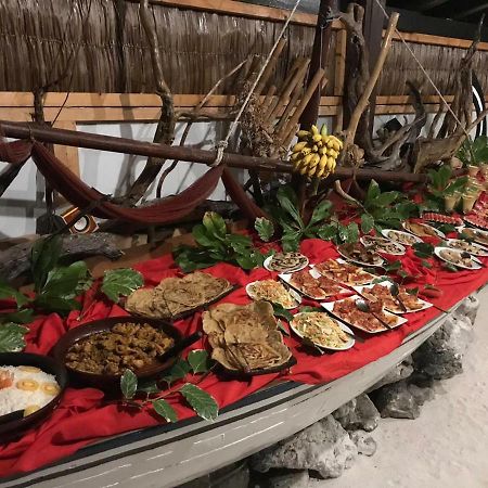 Hudhu Raakani Lodge Maldives Thinadhoo  Zewnętrze zdjęcie