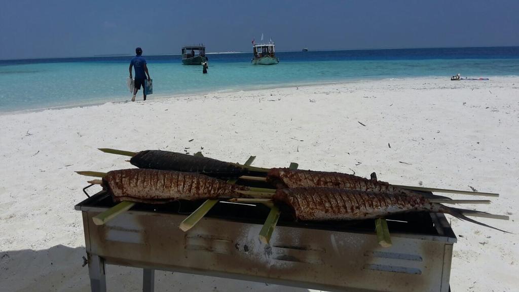 Hudhu Raakani Lodge Maldives Thinadhoo  Zewnętrze zdjęcie