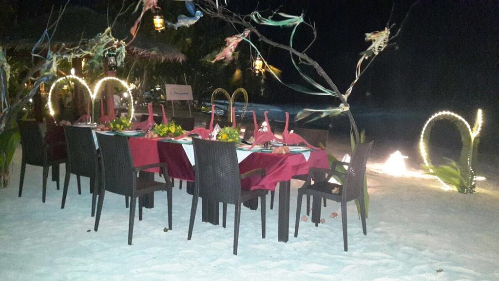 Hudhu Raakani Lodge Maldives Thinadhoo  Zewnętrze zdjęcie